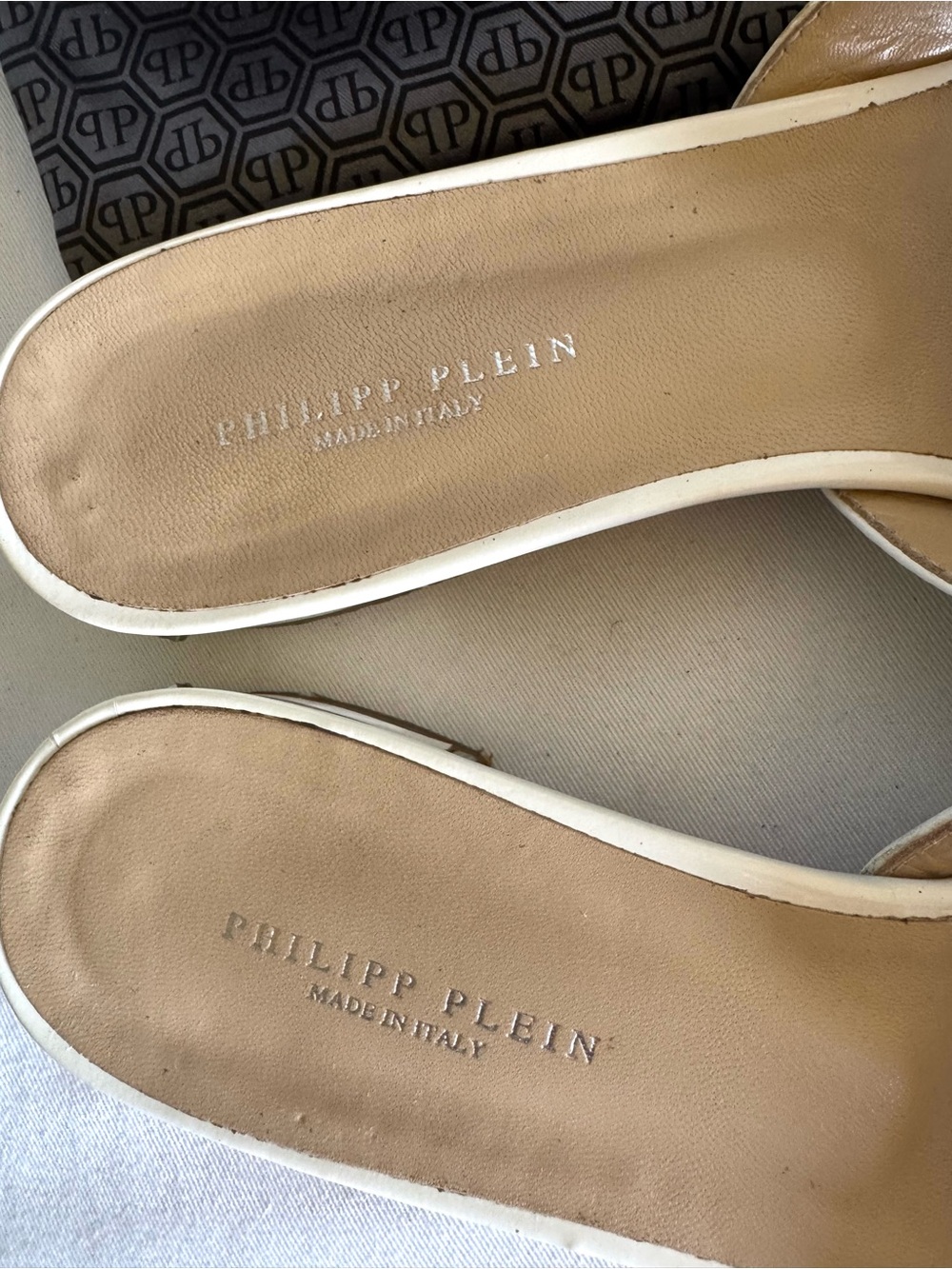 PHILIPPE PLEIN While Leather Studded Sandals 8.5 - Picture 6 of 8